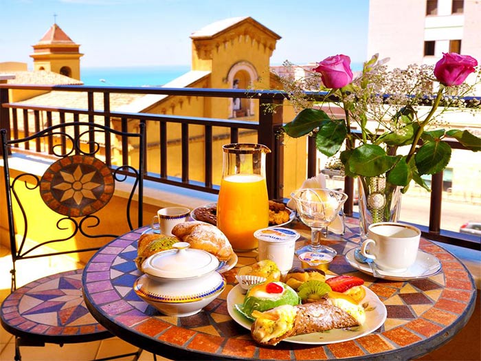 la Dolce Vita Luxury House